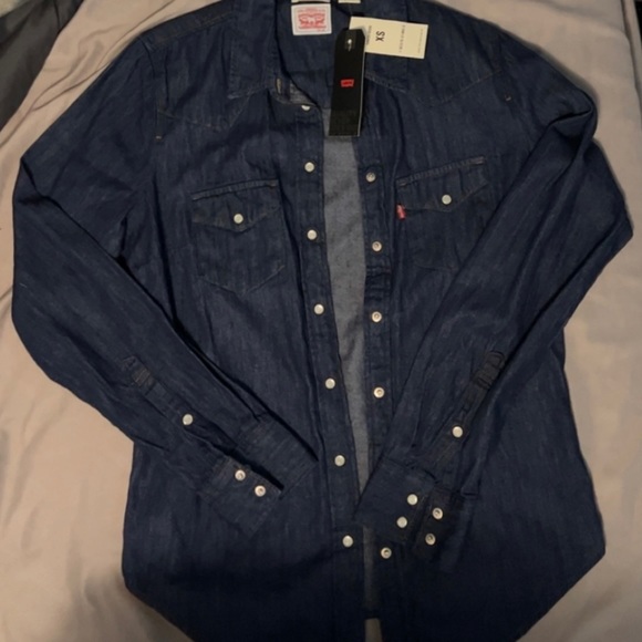 Levi’s Jean button down shirt with tags - Picture 14 of 16
